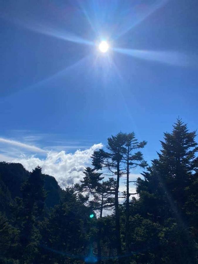 仁愛郷Victoria Peak Garden Suburbアパートメント エクステリア 写真